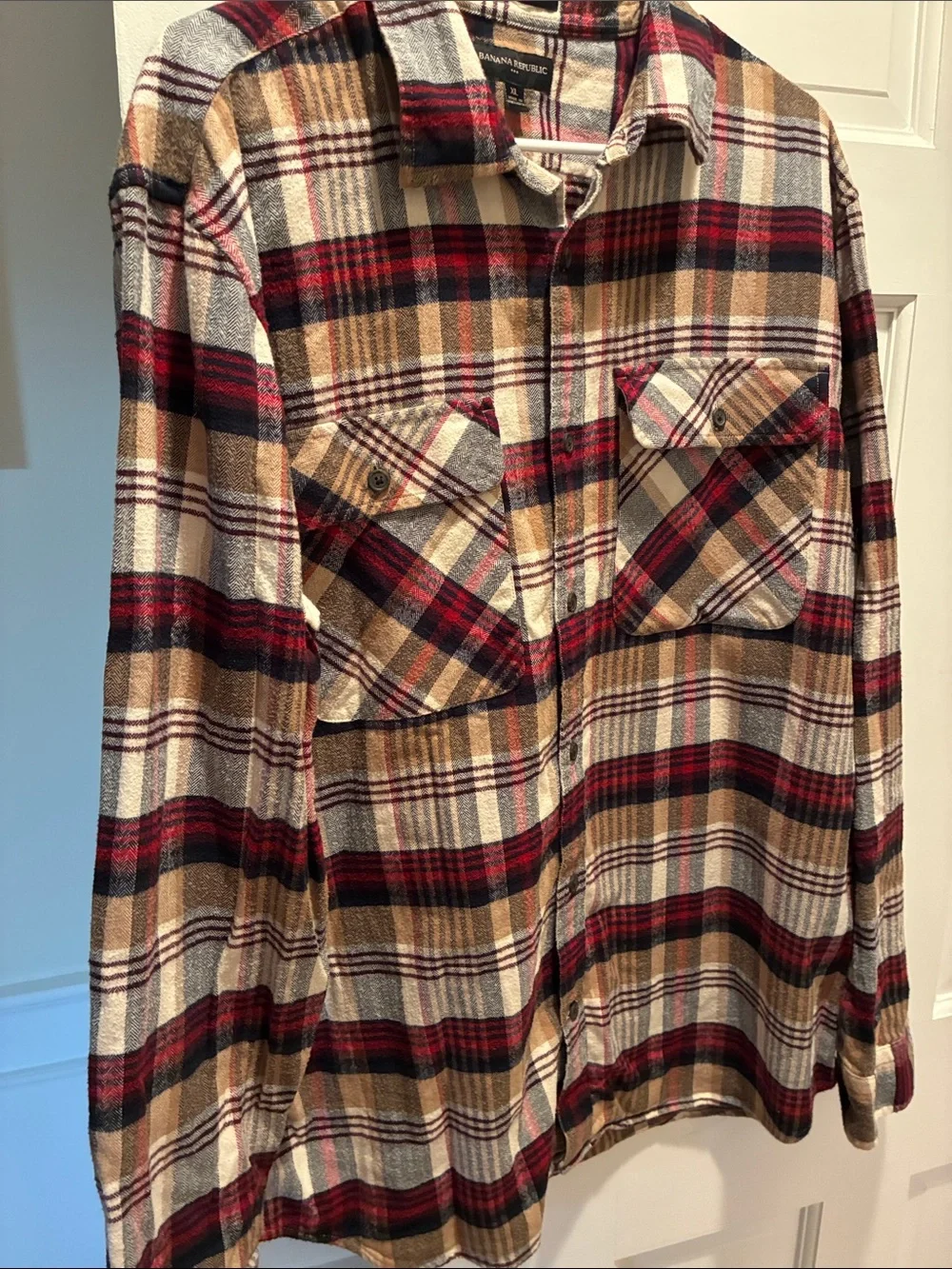 Banana Republic Men’s Red, Tan, Cream & Black Plaid Button-Front Shirt
